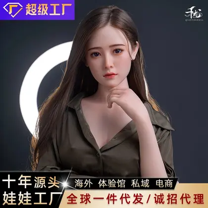 硅胶娃娃仿真人男用全身实体非充气智能成年人情趣性用品实体娃娃 background preview